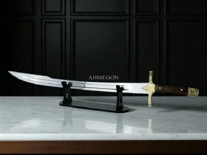 Osmanlı Kılıç Ustalığı: İşçilik ve Süsleme Teknikleri